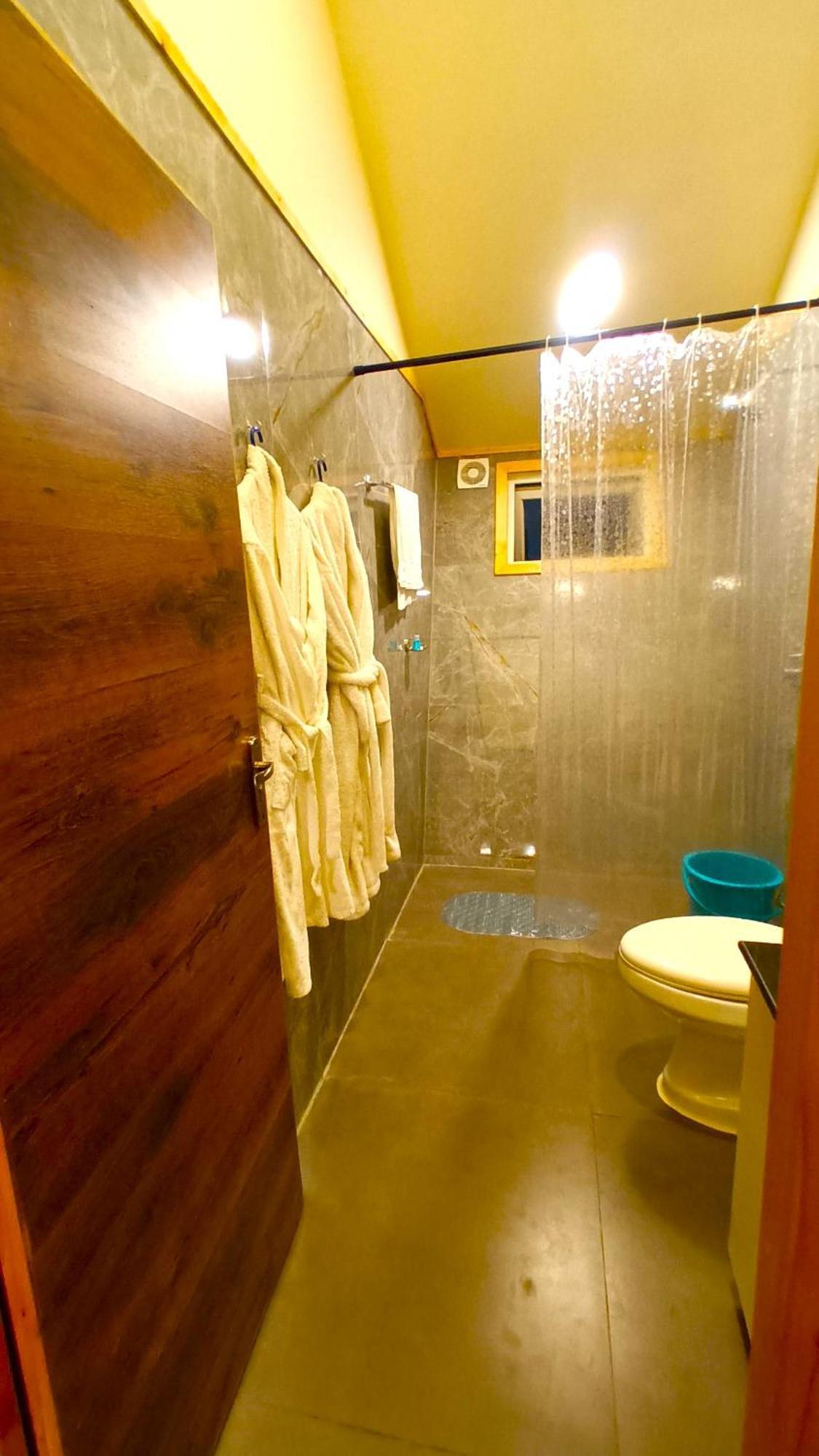 Chan Beach Resort Bahur Exterior photo